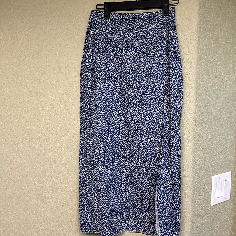 Cute Skirt!